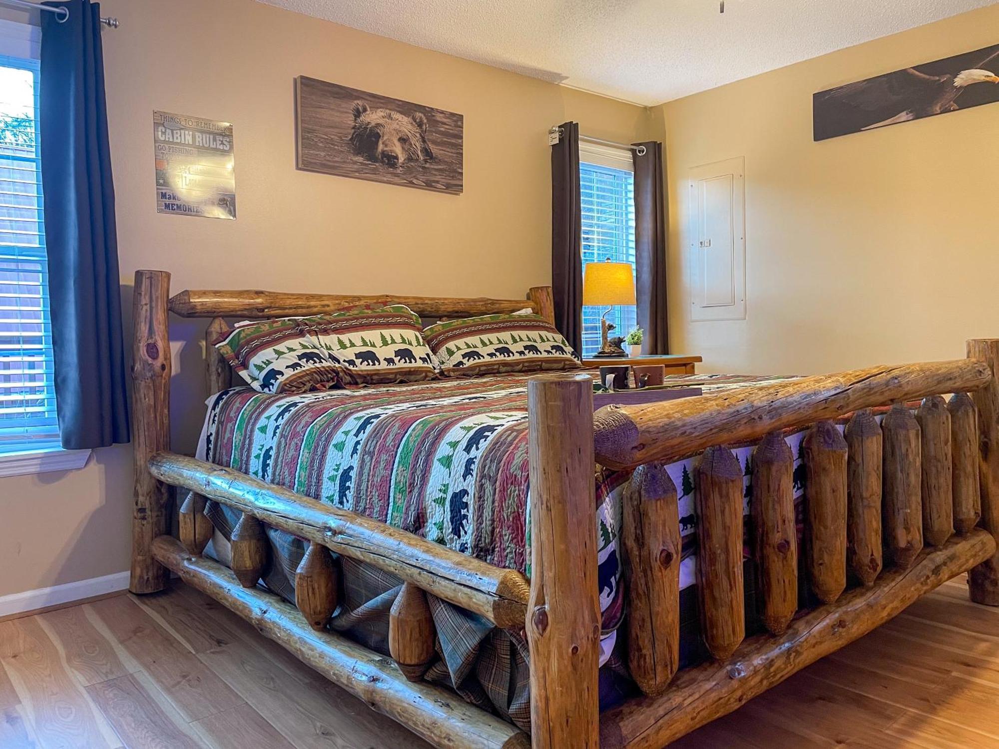 Heavenly View - Bear Themed Cabin, Hottub, Dog-Friendly, Near 蓋特林堡 外观 照片